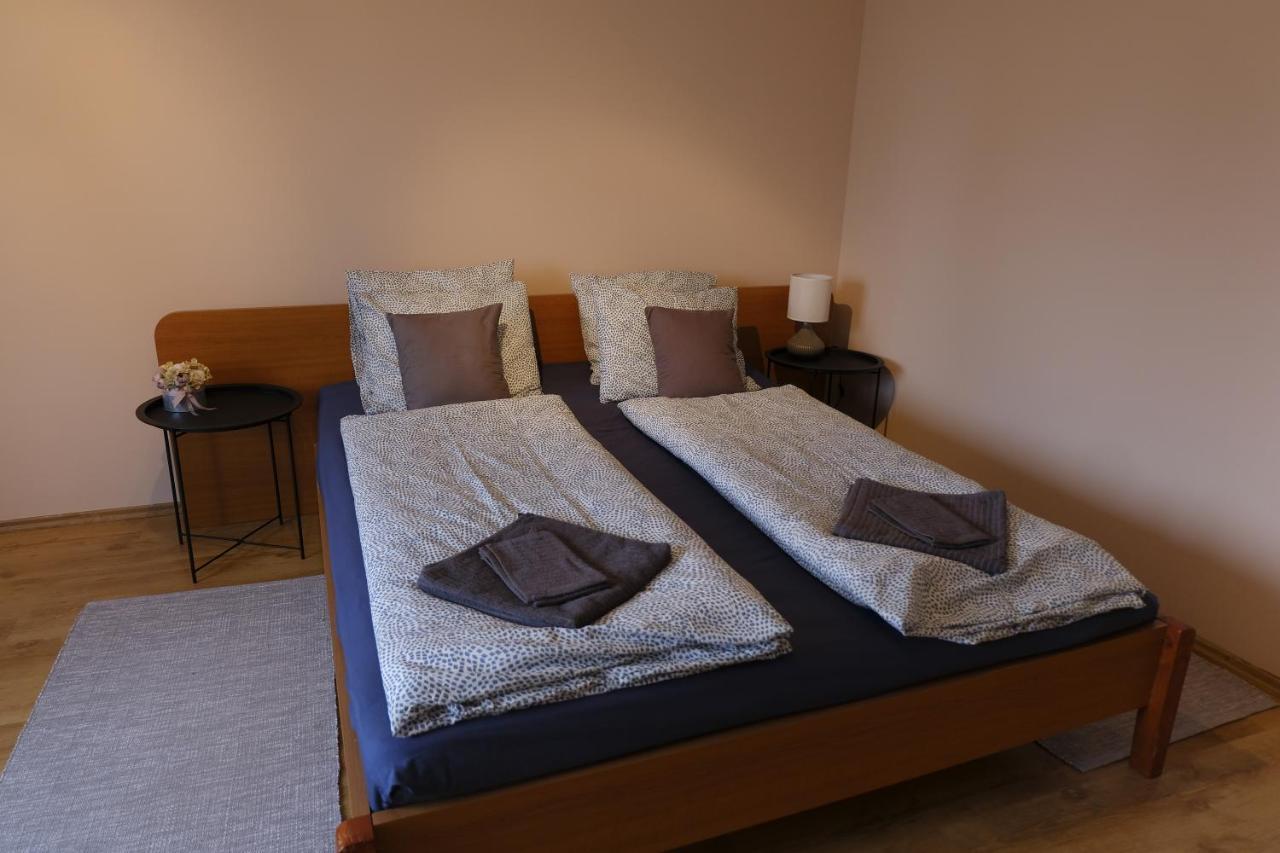 Kajari Apartmanhaz Balatonfőkajár Dış mekan fotoğraf