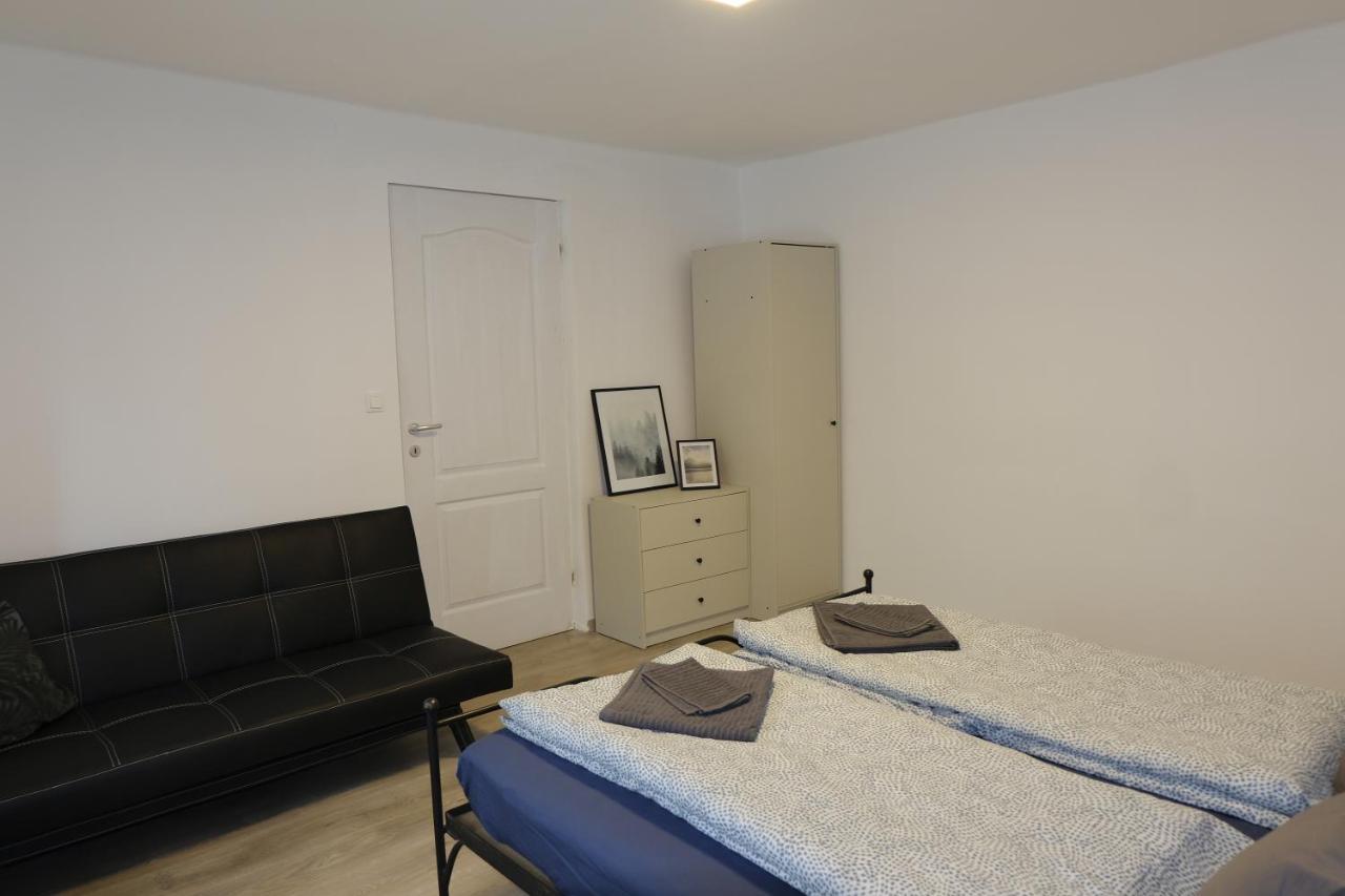 Kajari Apartmanhaz Balatonfőkajár Dış mekan fotoğraf